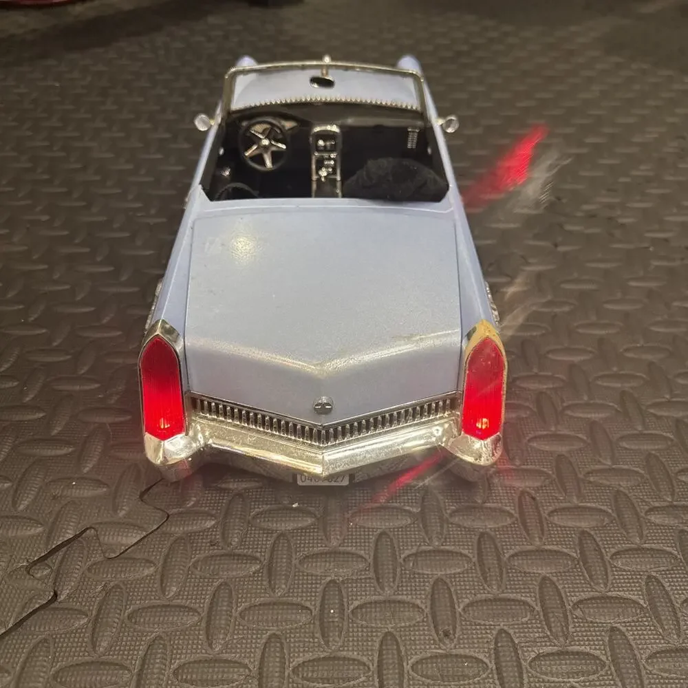 Vintage 2002 Bratz Car Powder Blue Cadillac Cruiser Lights And Horn Work *